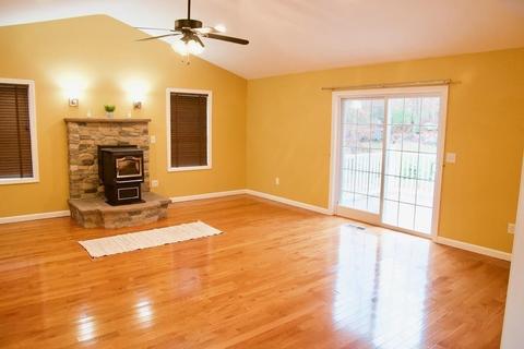 74 Eagle Dr, Dudley, MA 01571 photo 9