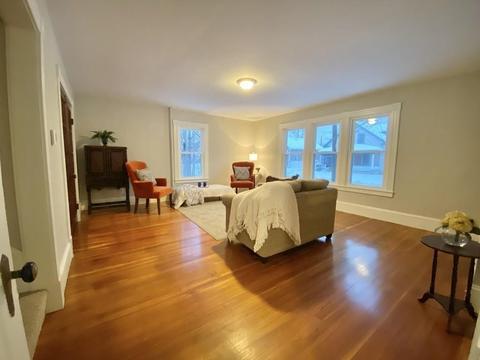 18 Nagle St, Springfield, MA 01151 photo 8