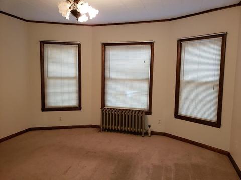 44 Bell St, Chicopee, MA 01013 photo 6