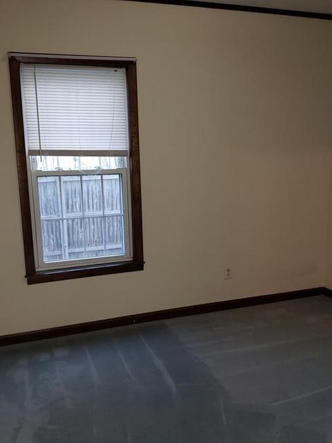 44 Bell St, Chicopee, MA 01013 photo 8