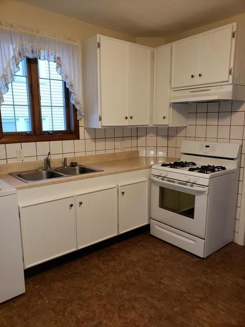 44 Bell St, Chicopee, MA 01013 photo 11