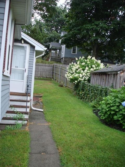 44 Proctor St, Worcester, MA 01606 photo 4