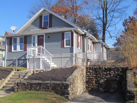 44 Proctor St, Worcester, MA 01606 photo 3