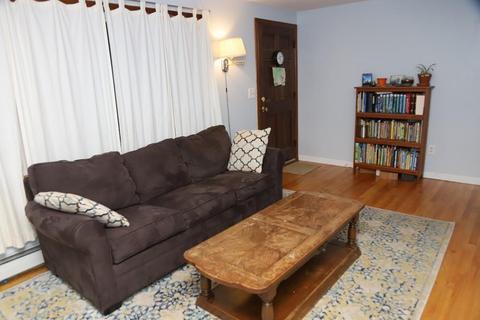 62 West St, Easthampton, MA 01027 photo 9