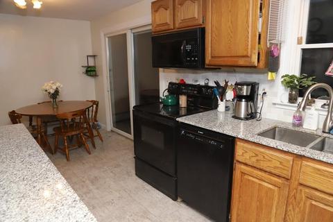 62 West St, Easthampton, MA 01027 photo 7