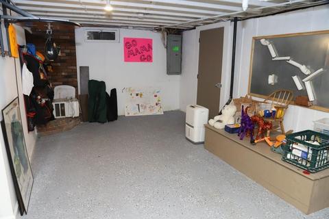 62 West St, Easthampton, MA 01027 photo 31