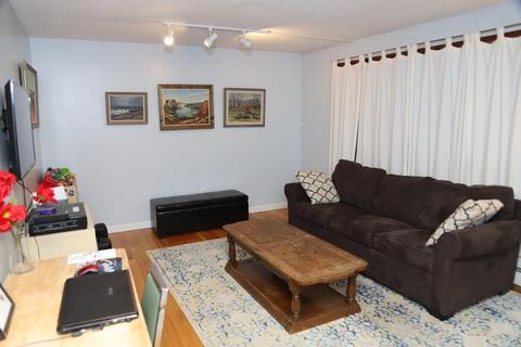62 West St, Easthampton, MA 01027 photo 8