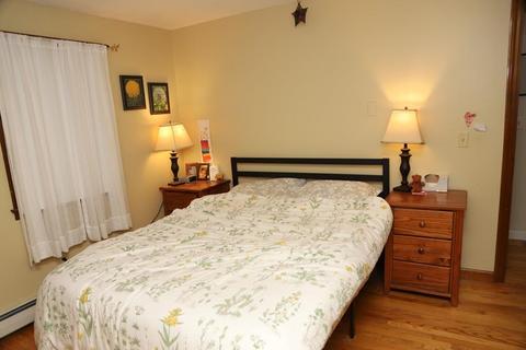 62 West St, Easthampton, MA 01027 photo 26