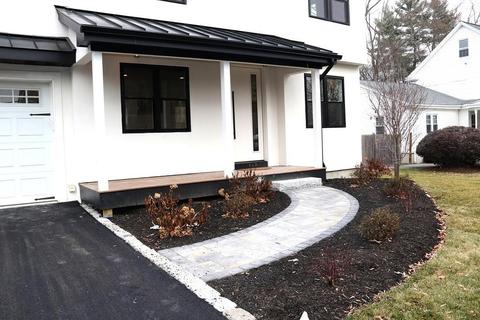 30 Temple Pl, Framingham, MA 01701 photo 2