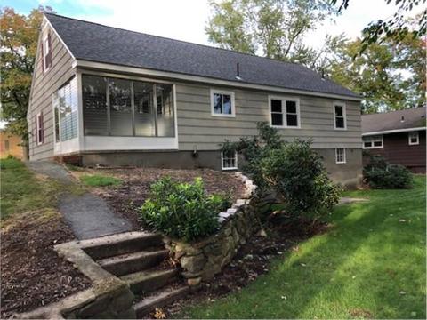 56 Colonial Rd, Lawrence, MA 01843 photo 3