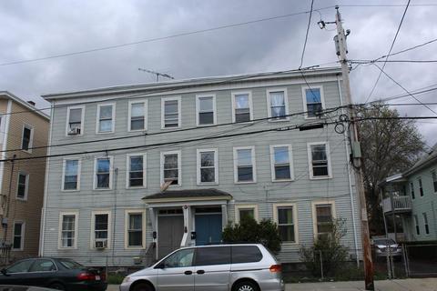 43 Springfield St, Lawrence, MA 01843 photo 2