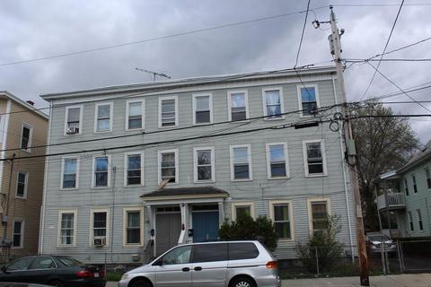 43 Springfield St, Lawrence, MA 01843 photo 3