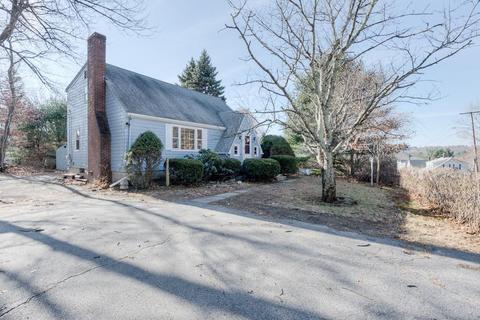 100 Apthorp St, Worcester, MA 01606 photo 3