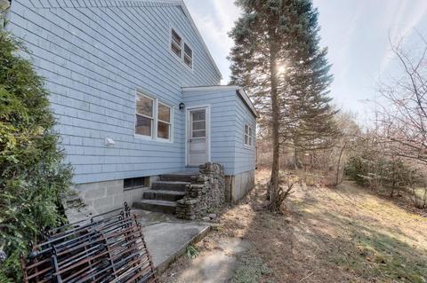 100 Apthorp St, Worcester, MA 01606 photo 7