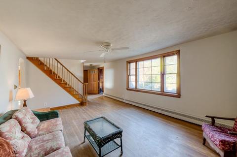 100 Apthorp St, Worcester, MA 01606 photo 15