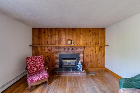 100 Apthorp St, Worcester, MA 01606 photo 14