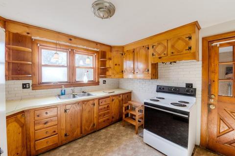 100 Apthorp St, Worcester, MA 01606 photo 17