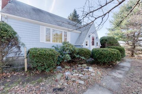 100 Apthorp St, Worcester, MA 01606 photo 6