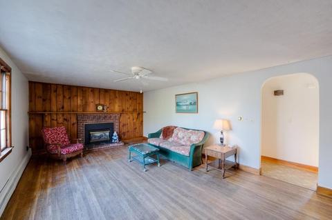 100 Apthorp St, Worcester, MA 01606 photo 12