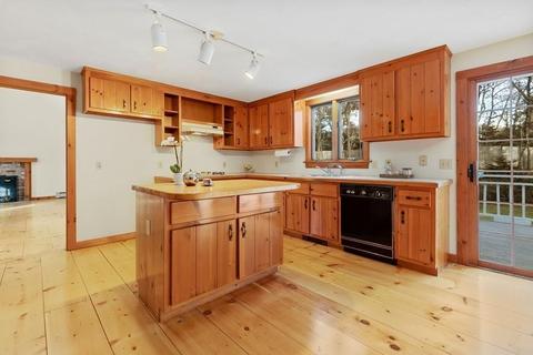 1375 Old Post Rd, Barnstable, MA 02648 photo 3
