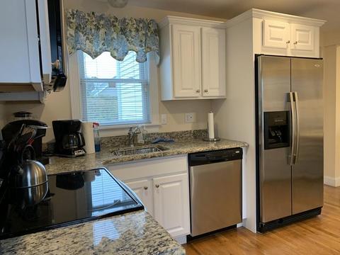 18 Chase St, Hyannis, MA 02601 photo 4