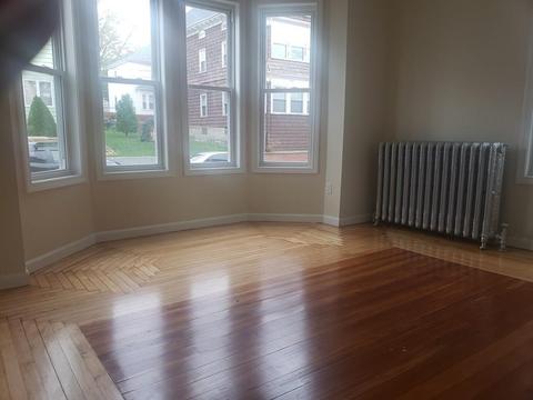 215 Ridge St, Fall River, MA 02721 photo 9