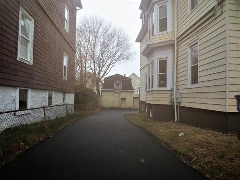 215 Ridge St, Fall River, MA 02721 photo 17