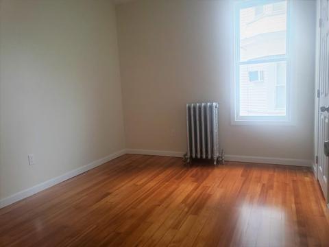 215 Ridge St, Fall River, MA 02721 photo 12