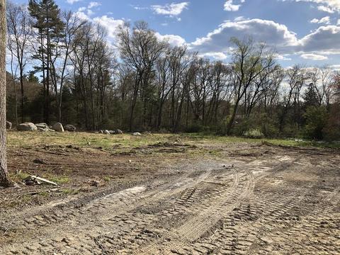 75 S Main St, Berkley, MA 02779 photo 2