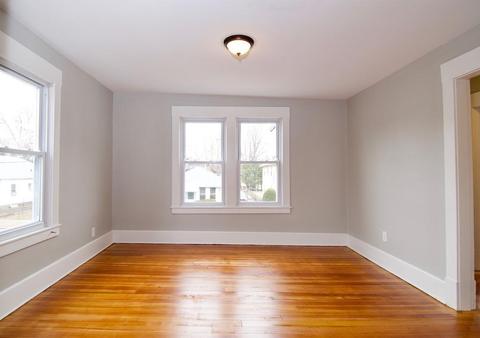30 Pembroke St, Springfield, MA 01104 photo 4