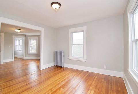 30 Pembroke St, Springfield, MA 01104 photo 8