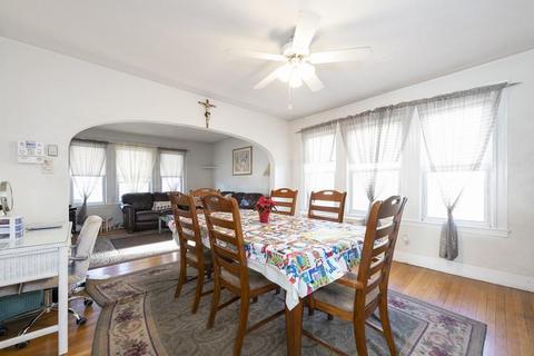 16 Cabot St, Everett, MA 02149 photo 8