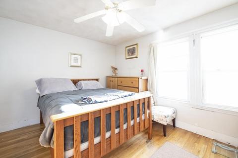 16 Cabot St, Everett, MA 02149 photo 13