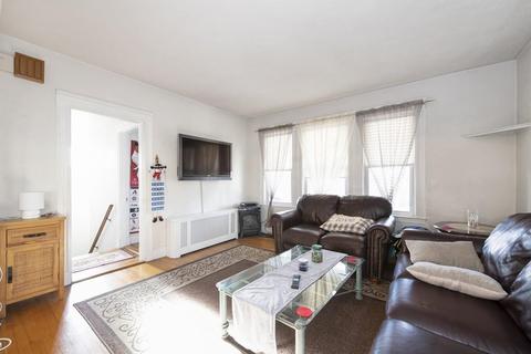 16 Cabot St, Everett, MA 02149 photo 6