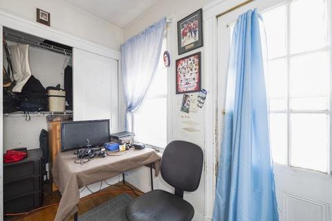 16 Cabot St, Everett, MA 02149 photo 18