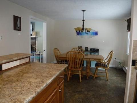 4 Prosperity Dr, Derry, NH 03038 photo 4
