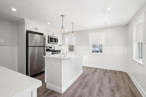 134 High St, Danvers, MA 01923 photo 5