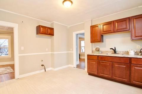 14 Itendale St, Springfield, MA 01108 photo 7