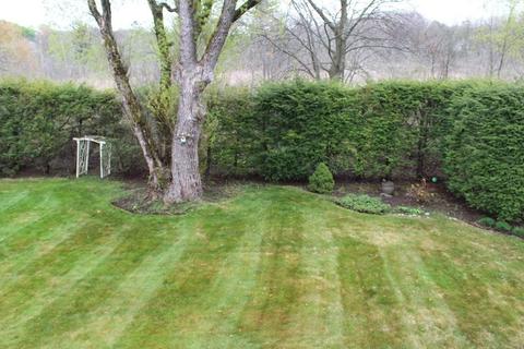 51 Glover Rd, Needham, MA 02494 photo 17