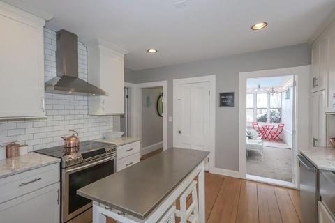2 Maple Ave, Salem, MA 01970 photo 11