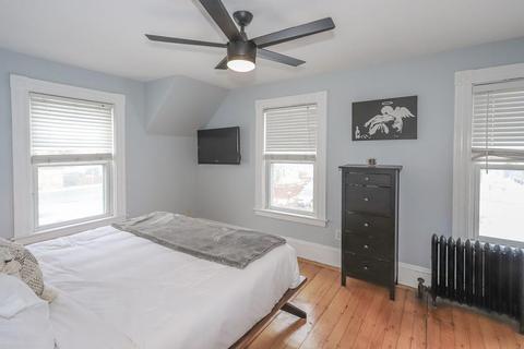 2 Maple Ave, Salem, MA 01970 photo 16