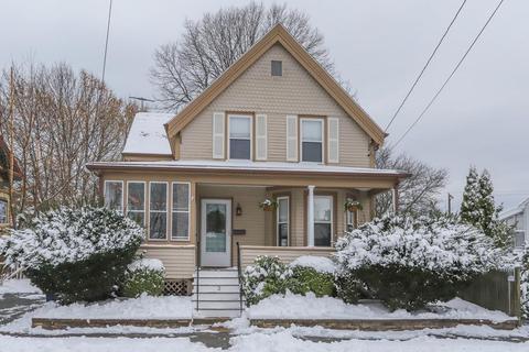 2 Maple Ave, Salem, MA 01970 photo 1