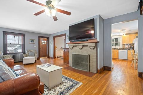 97 Lowell St, Reading, MA 01867 photo 7