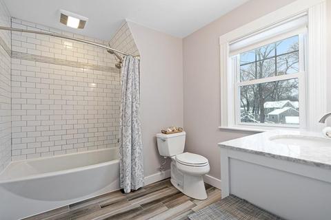 97 Lowell St, Reading, MA 01867 photo 27