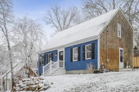 10 Seneca Ave, Mashpee, MA 02649 photo 2