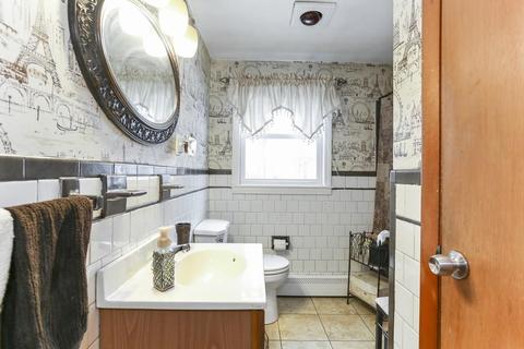 31 Haskell St, Fall River, MA 02720 photo 15