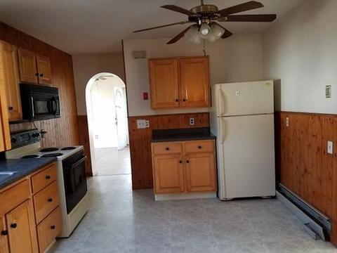 746 Prospect St, Chicopee, MA 01020 photo 4