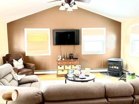15 Scott Dr, Framingham, MA 01701 photo 9