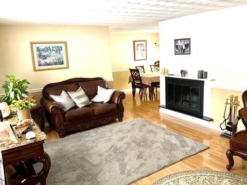 15 Scott Dr, Framingham, MA 01701 photo 2