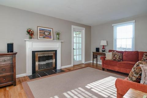 2 Stagg Dr, Natick, MA 01760 photo 3